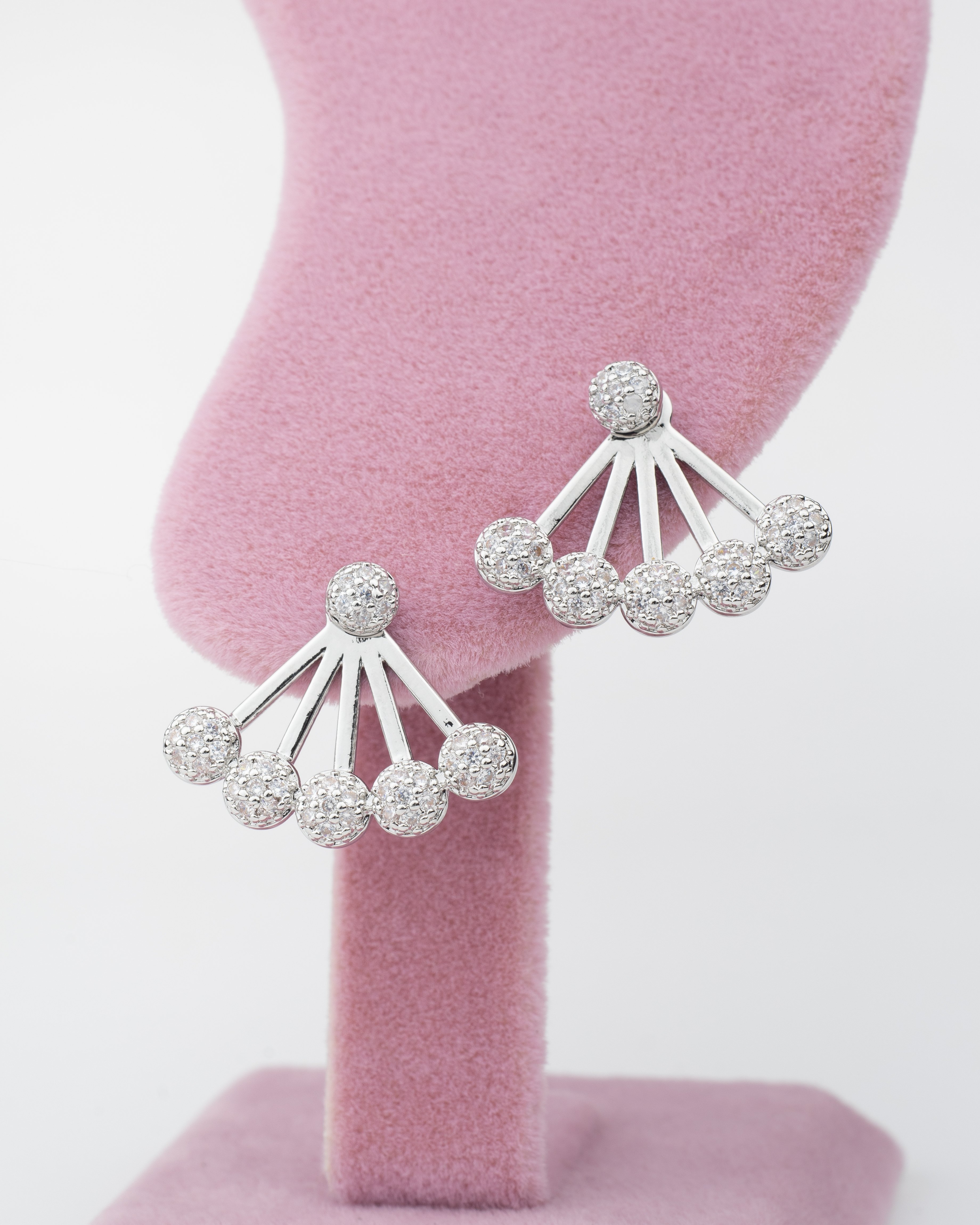 Yelpaze Top Zircon Taşlı Küpe