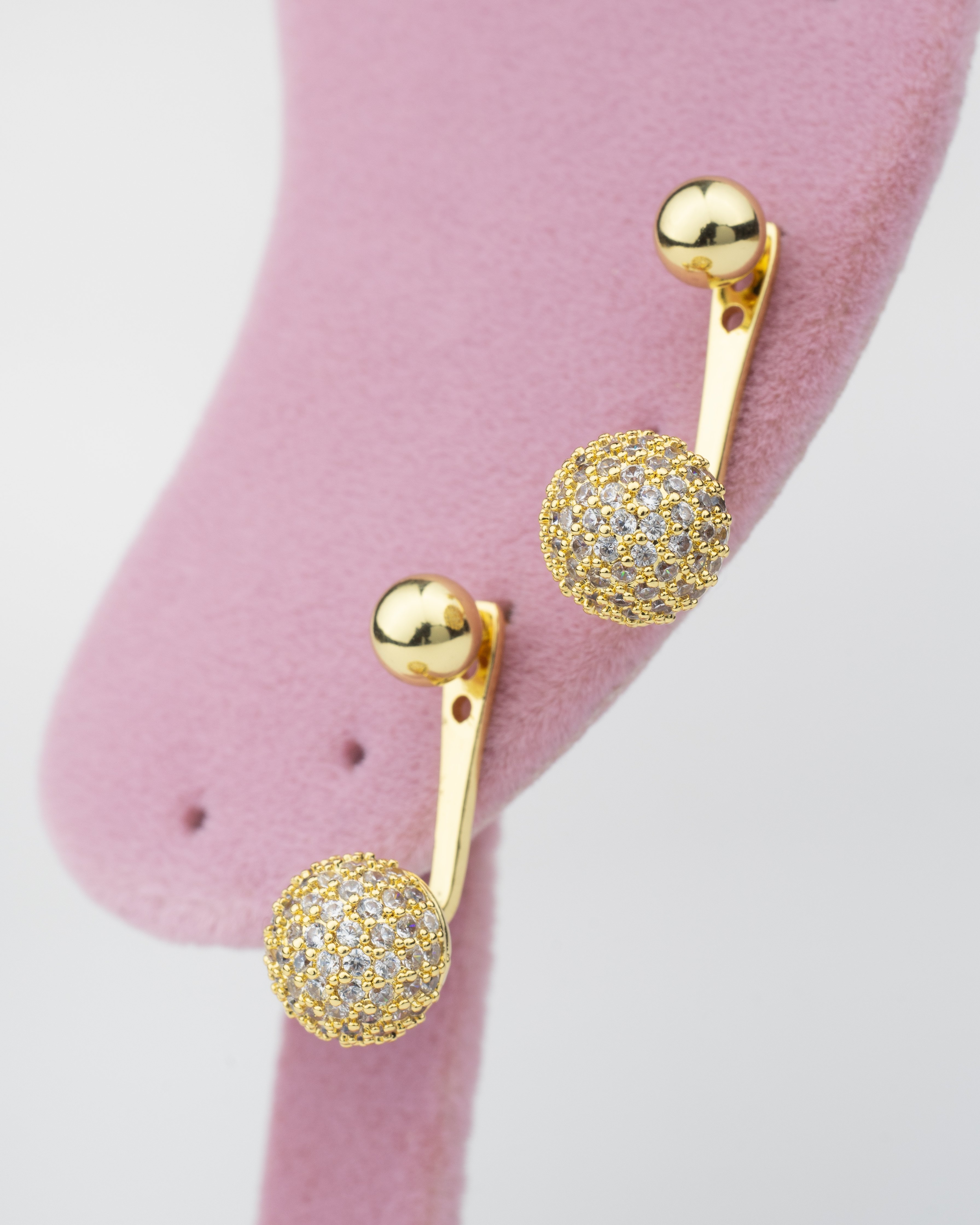 Gömme Taşlı Top Küpe