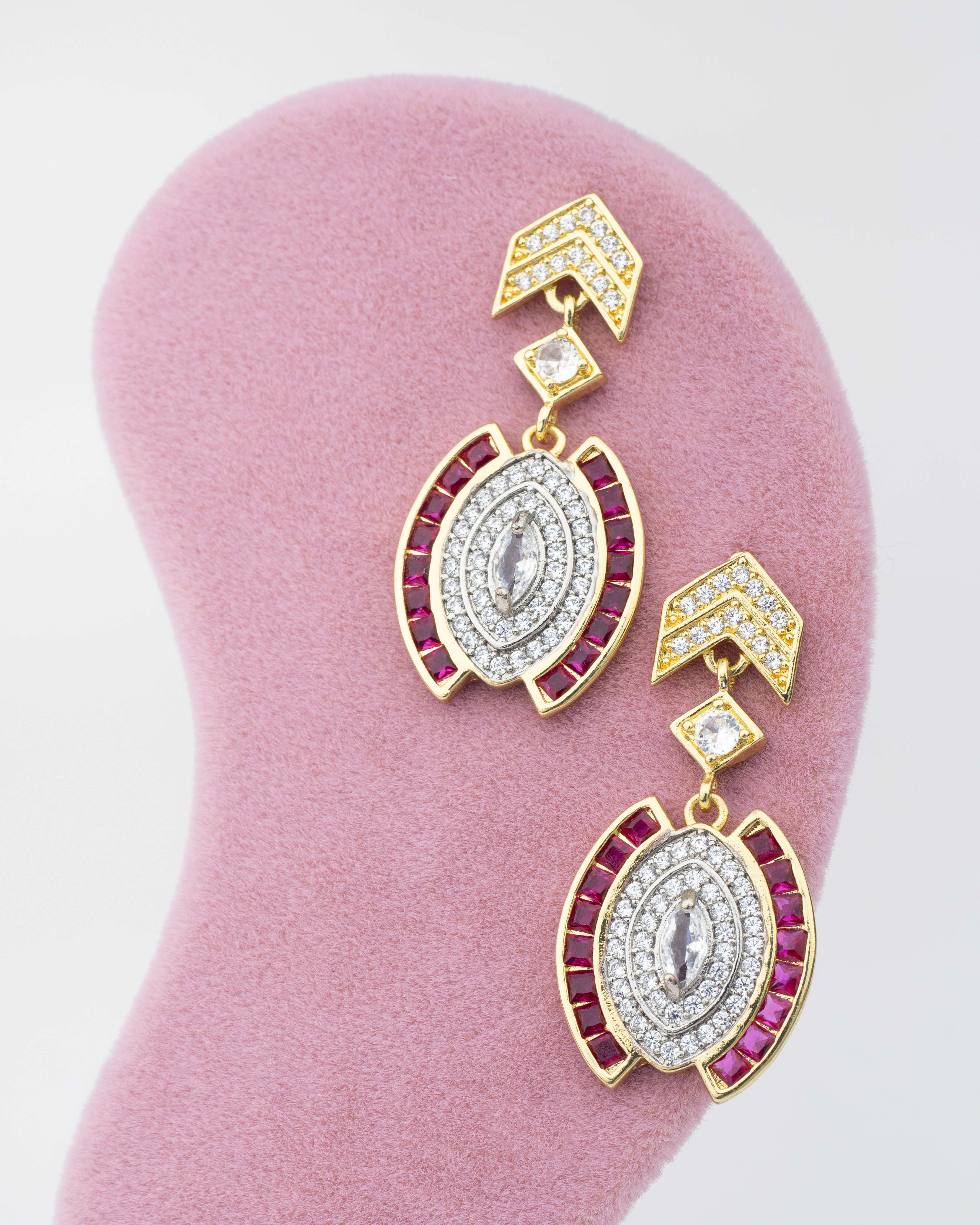 GORAL Tasarım Küpe