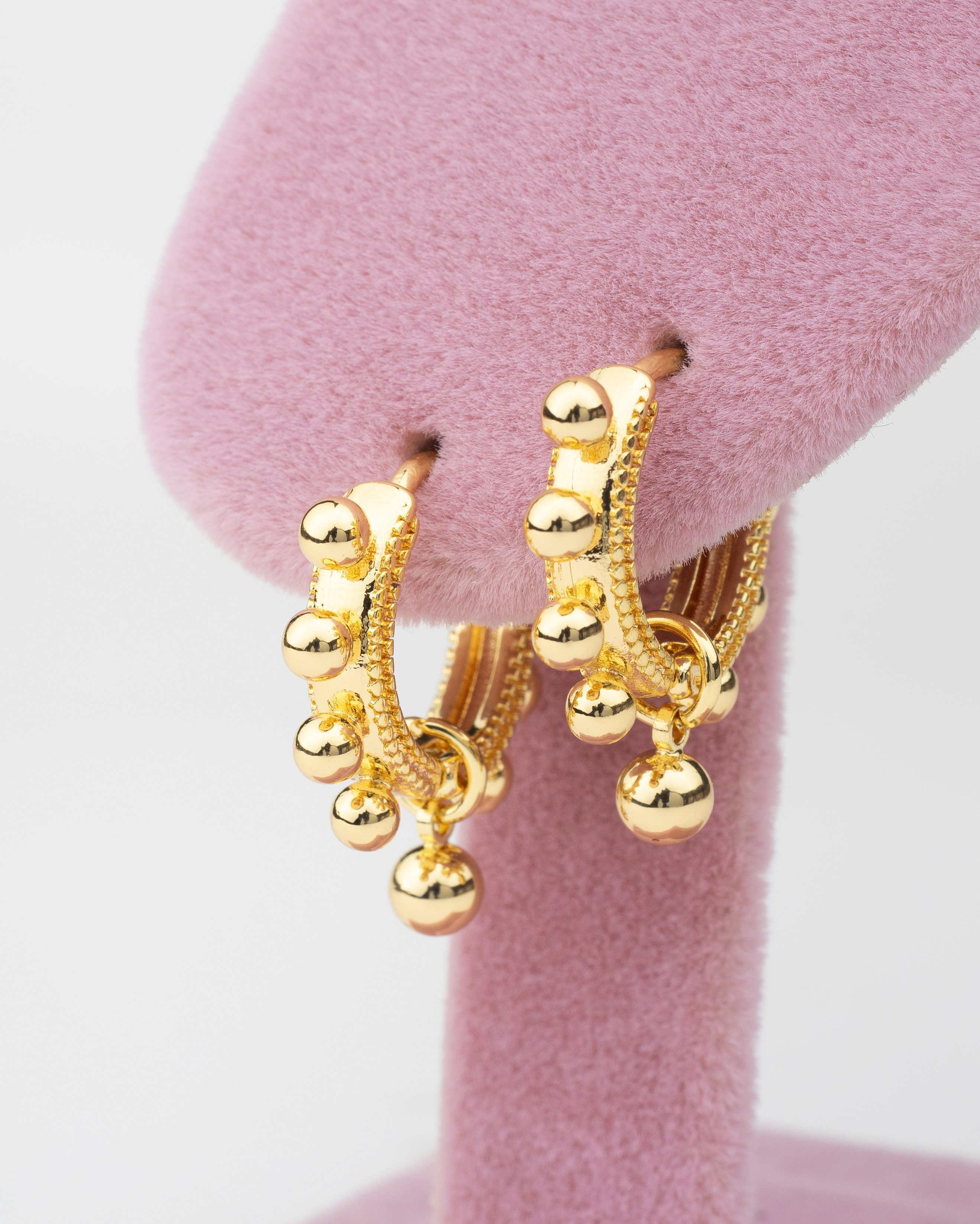 Shakira Çelik Küpe