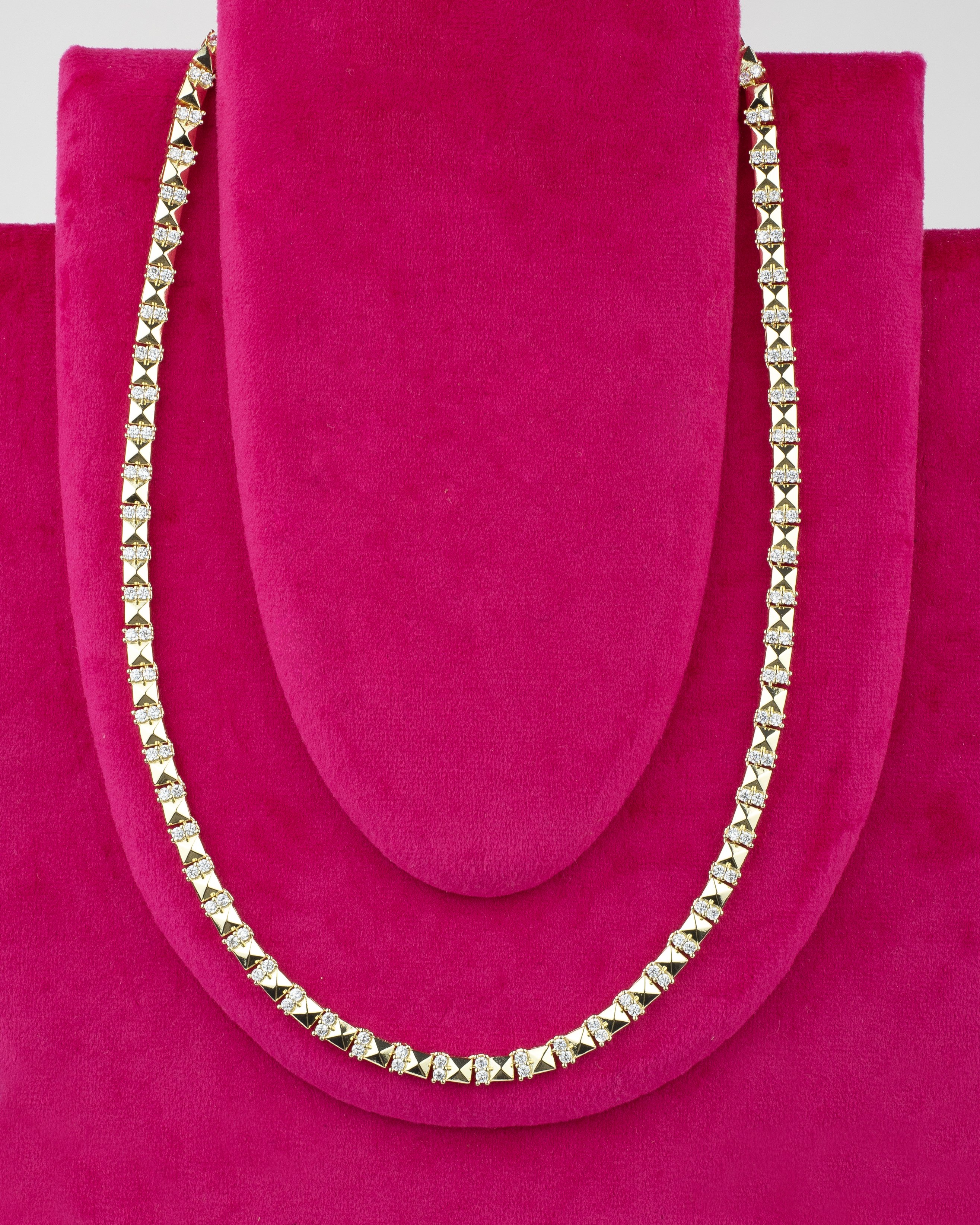 14K VİP Zircon Taşlı Piramit Kolye