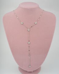 Gümüş Renk Çiçek Figürlü Y Kolye