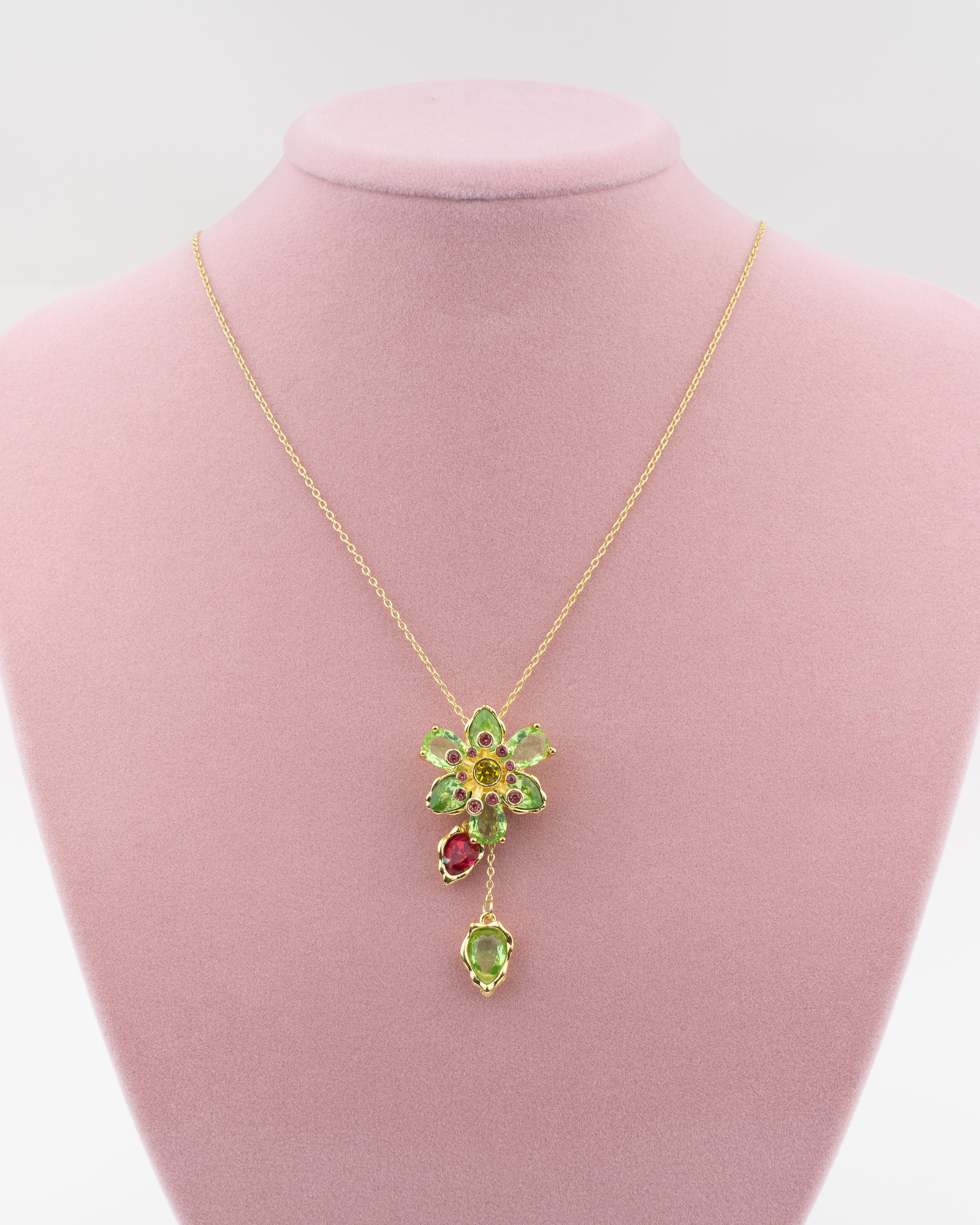 Swr Yeşil Zirkon Taşlı Marka Model Çiçek Kolye