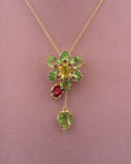 Swr Yeşil Zirkon Taşlı Marka Model Çiçek Kolye