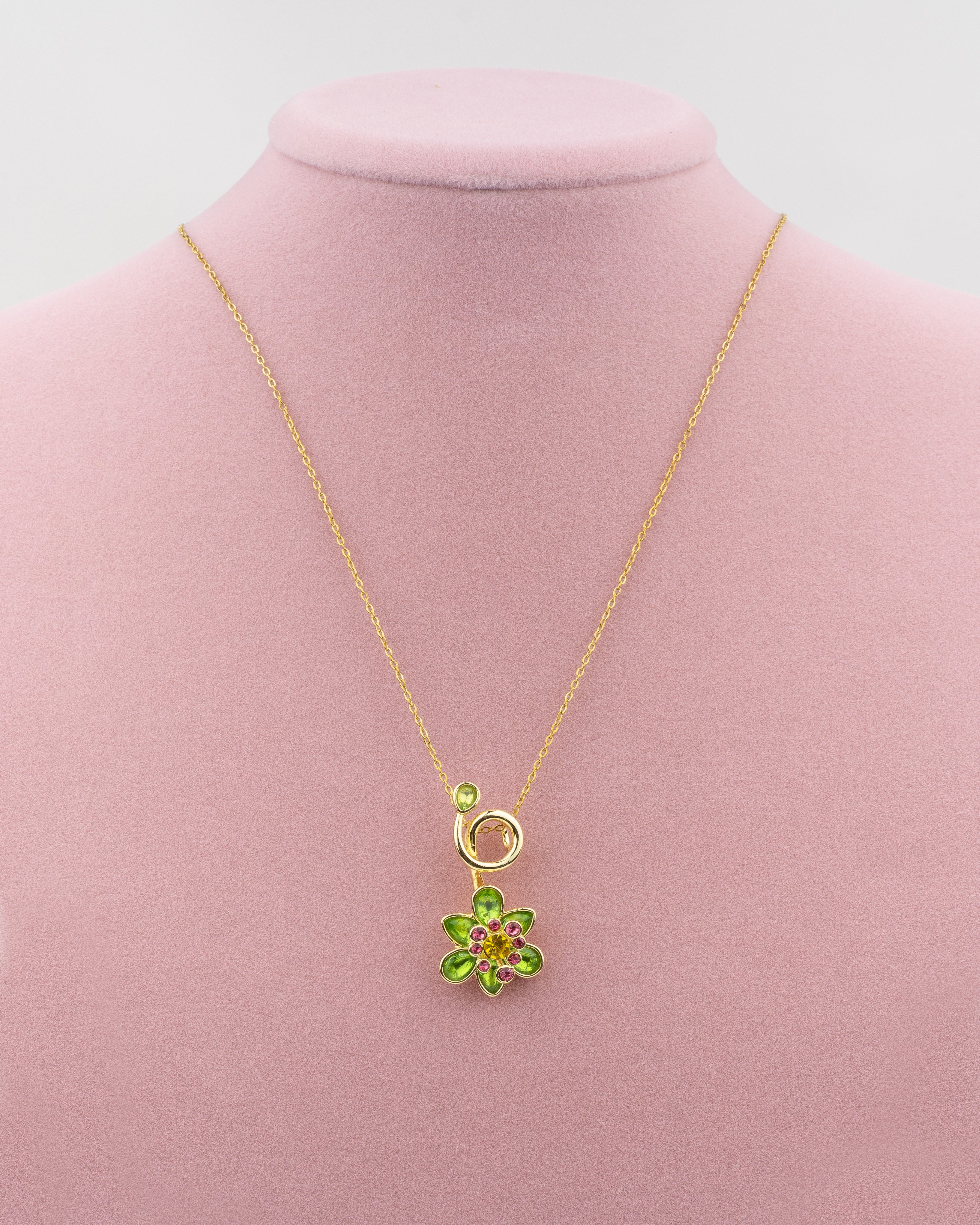 Swr Yeşil Zirkon Taşlı Marka Model Mini Çiçek Kolye