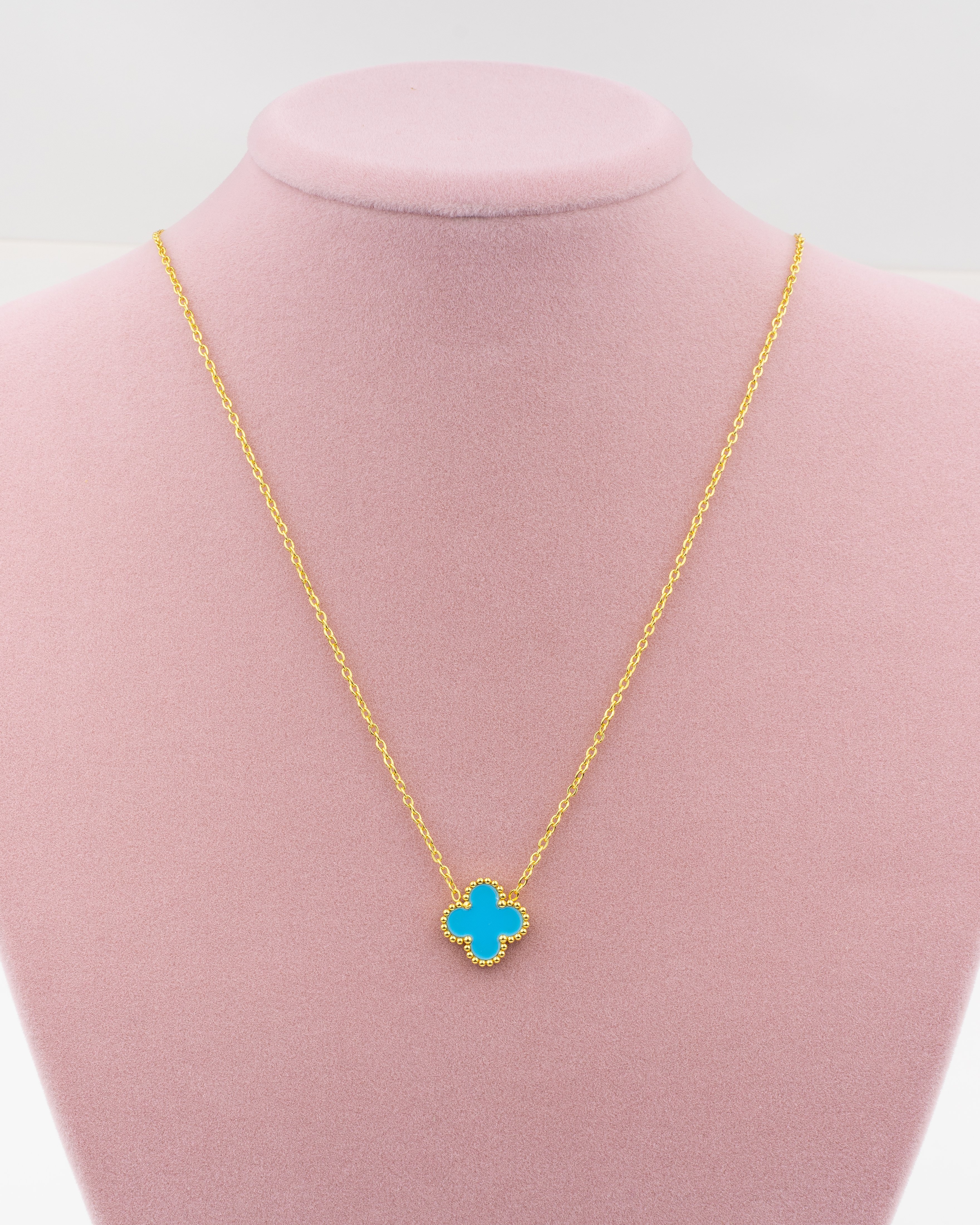 Yonca Mavi Taş Marka Model Kolye