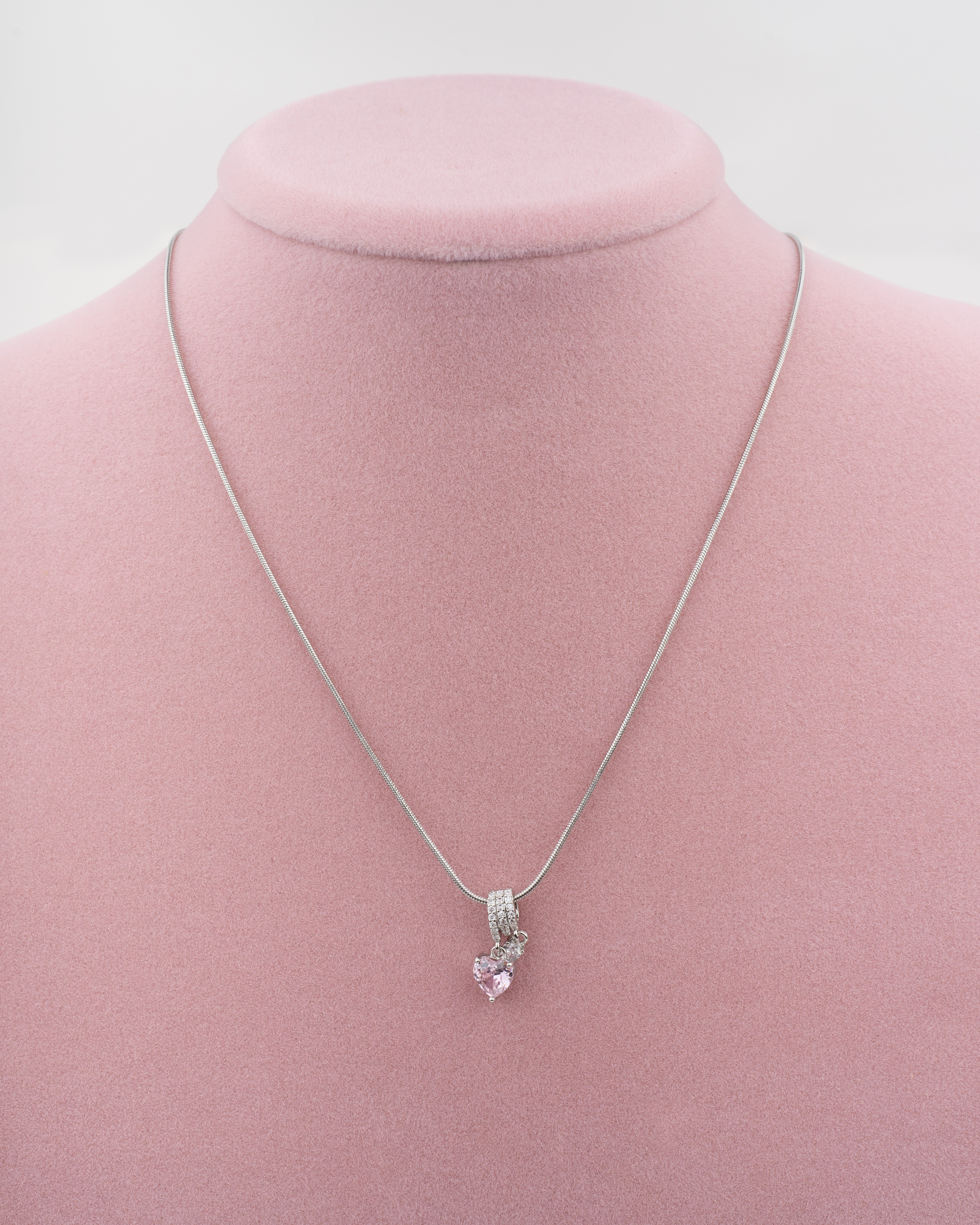 Marka Model Pembe Kalpli Kolye