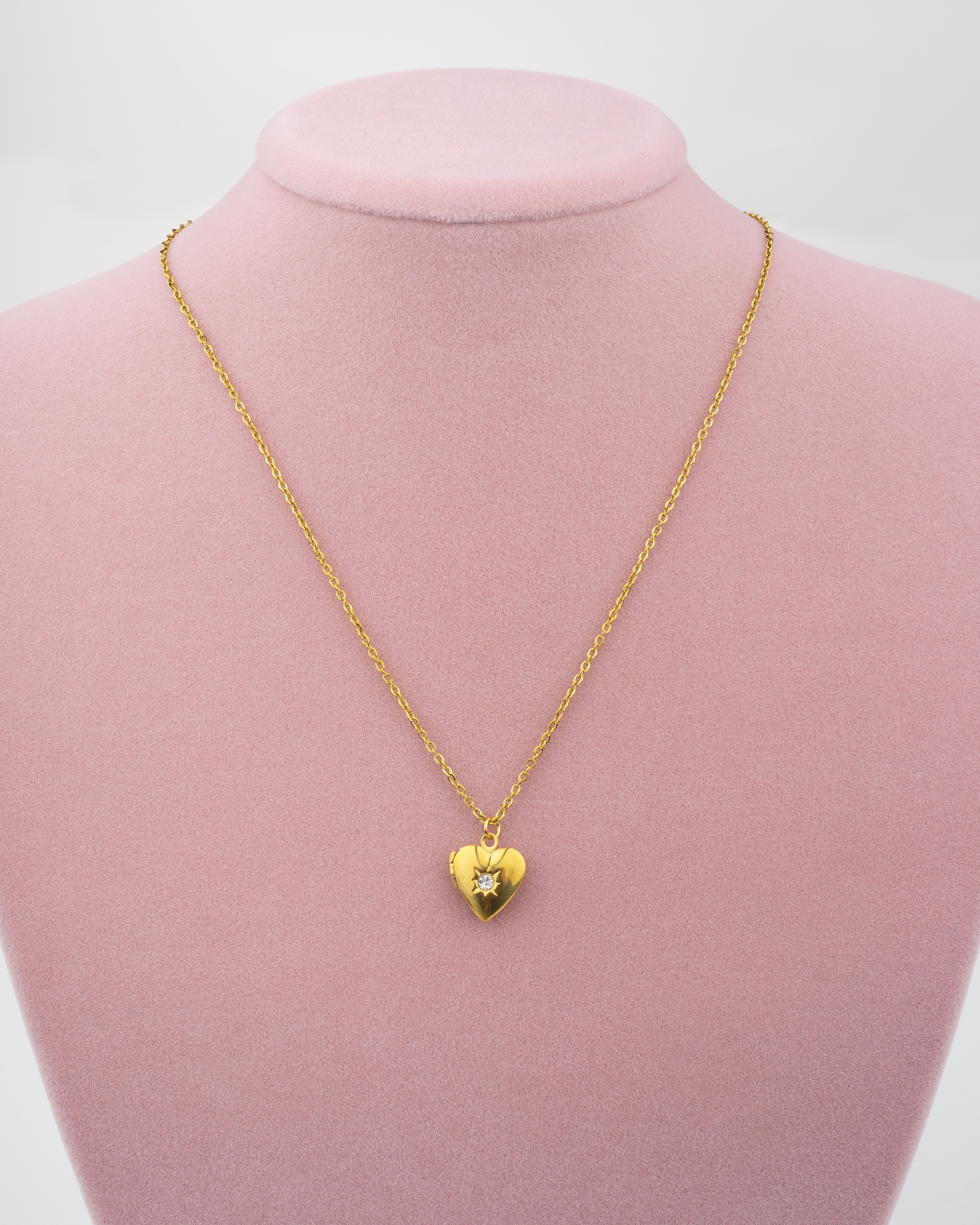 Açılabilir Kalp Kolye