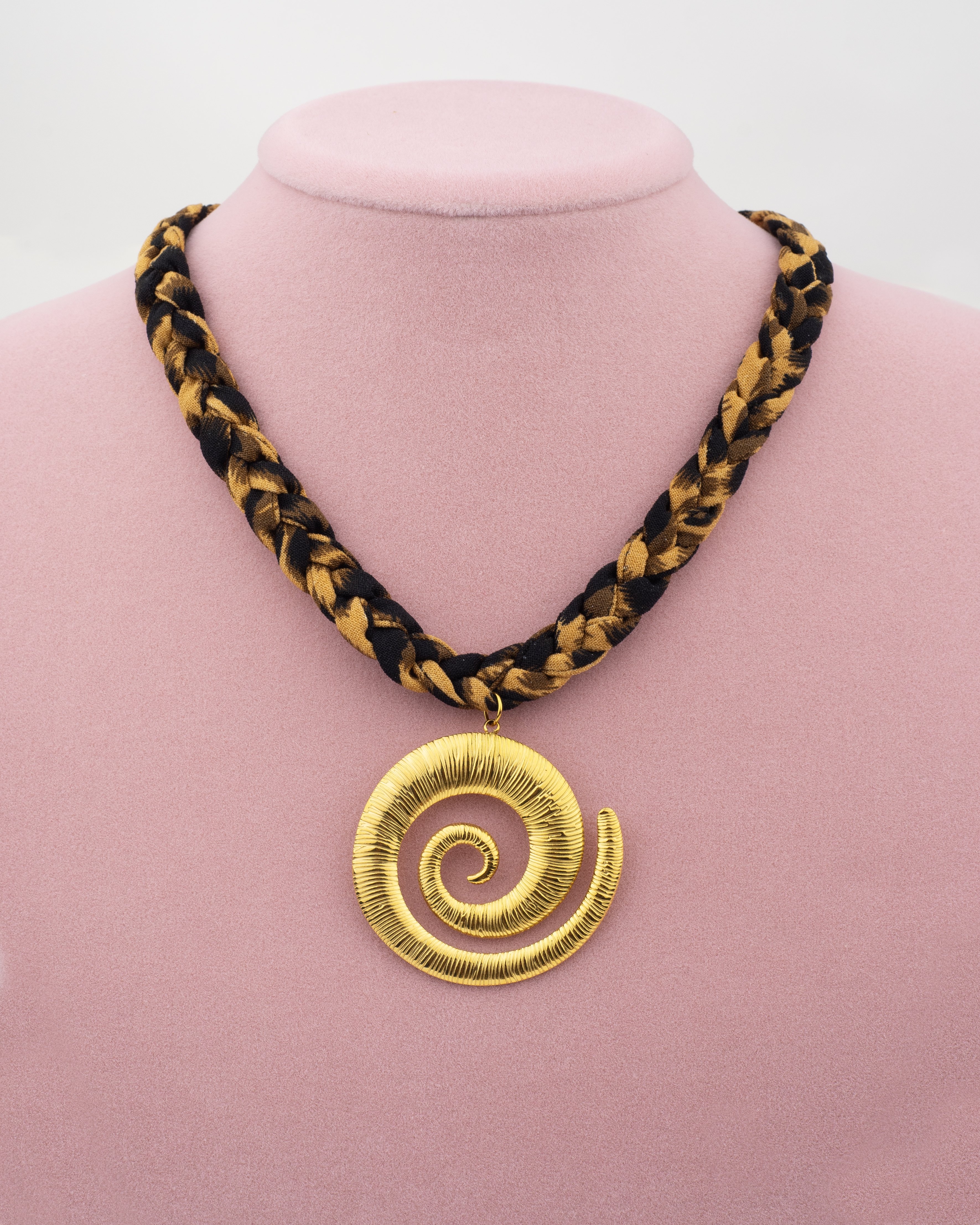 Leopar Gold Uçlu Kolye