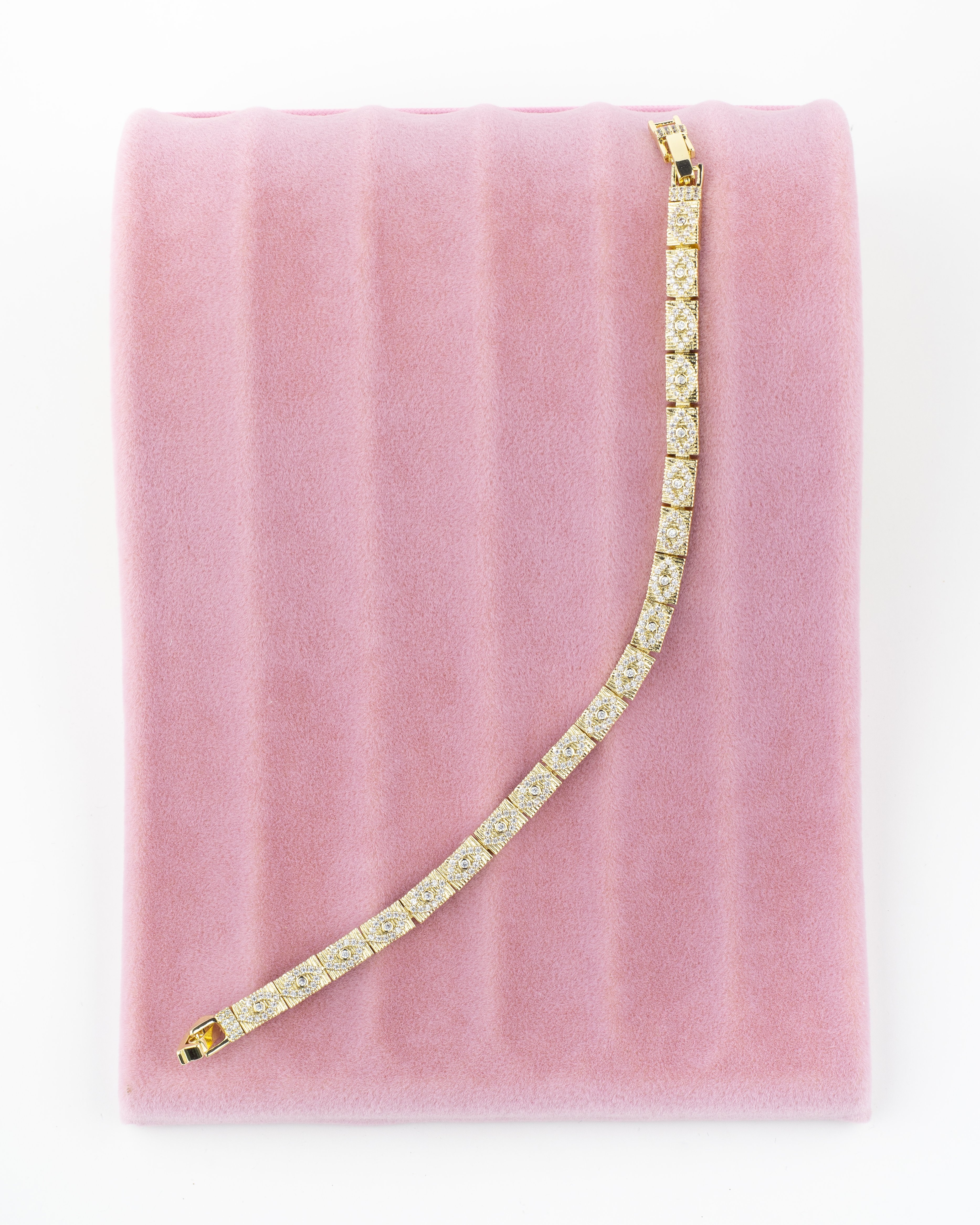 Göz İşlemeli Taşlı Bileklik