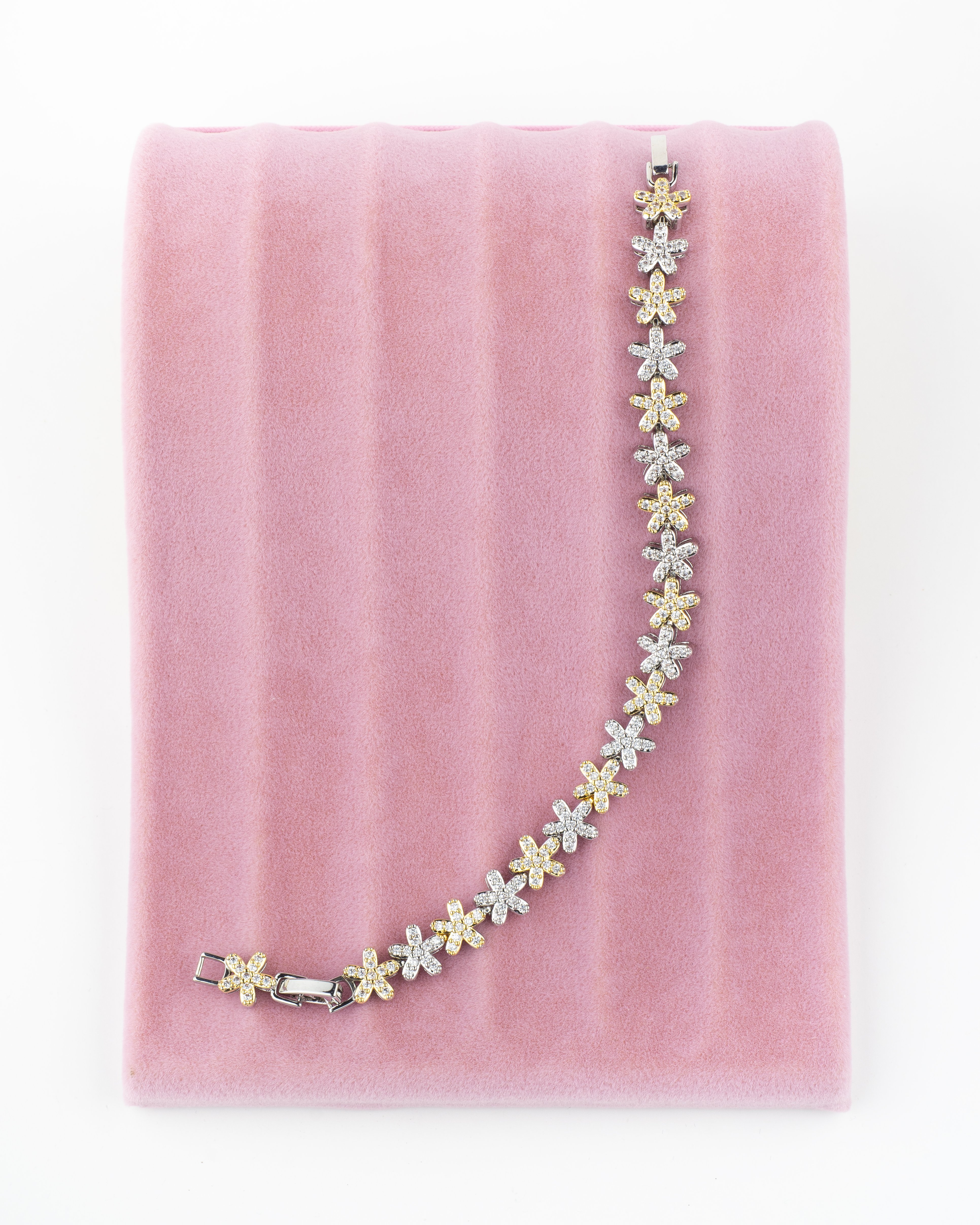 Çiçek Taşlı Bileklik