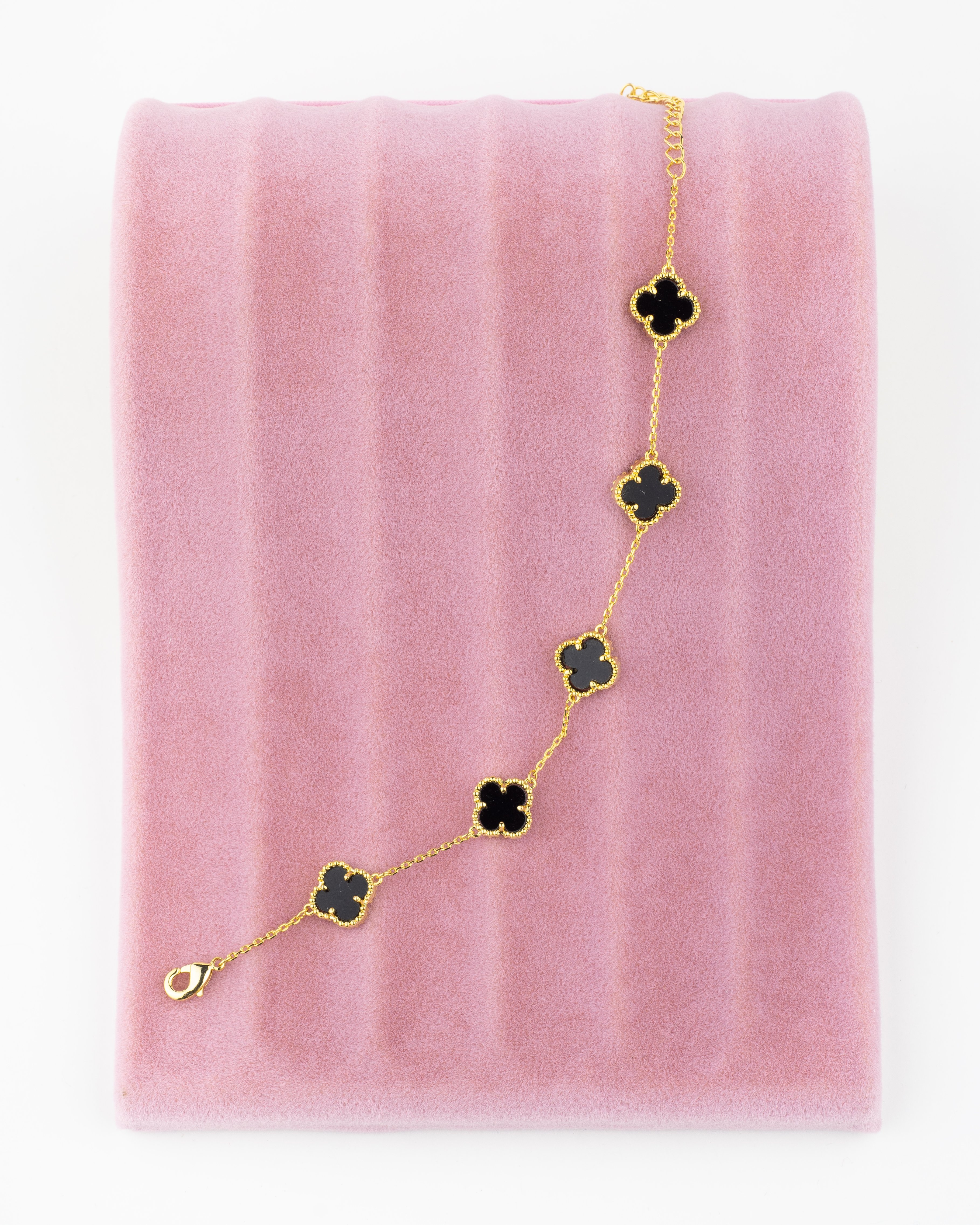 Siyah Büyük Yonca Model Gold Bileklik