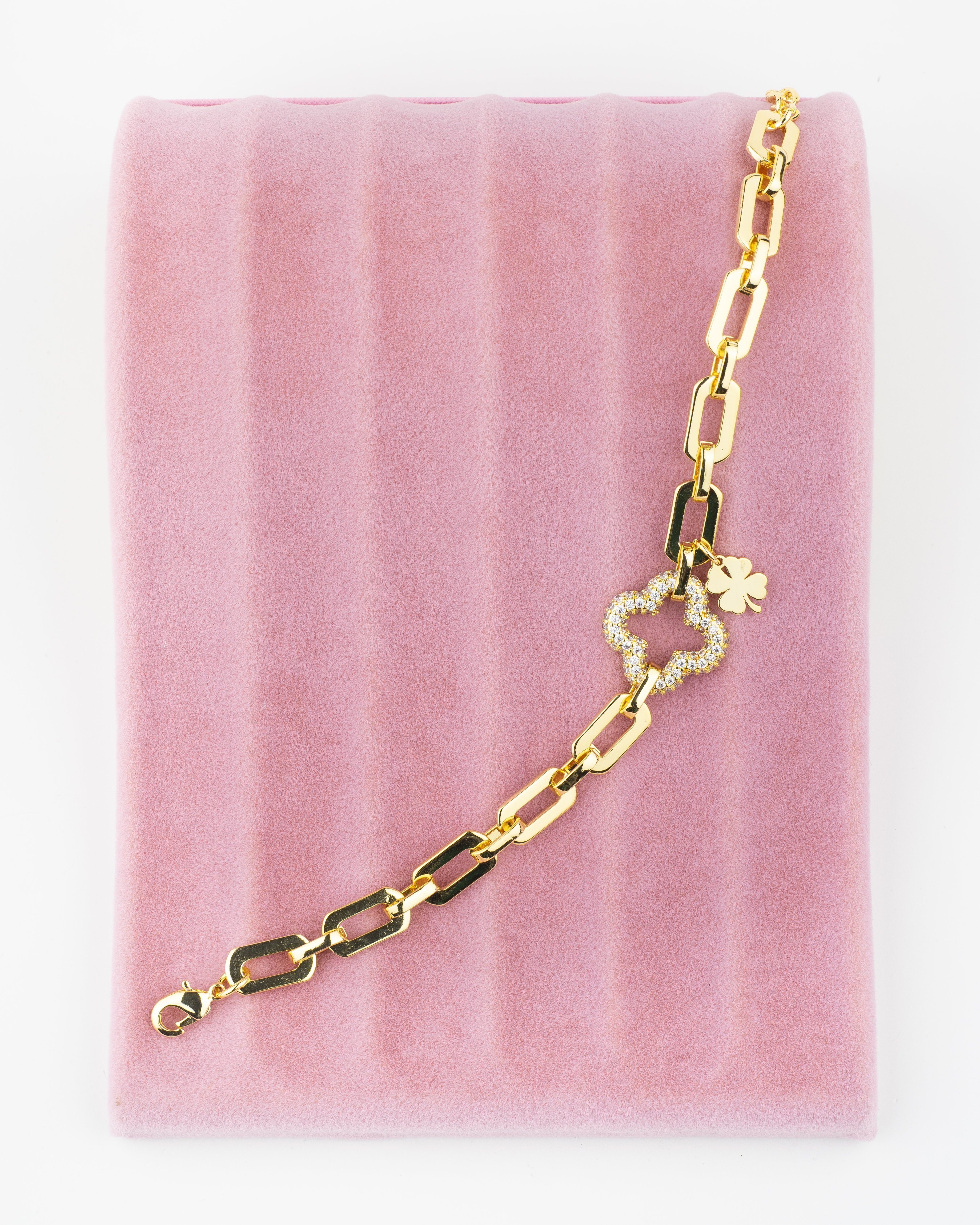 Yonca Figür Gold Zincir Bileklik