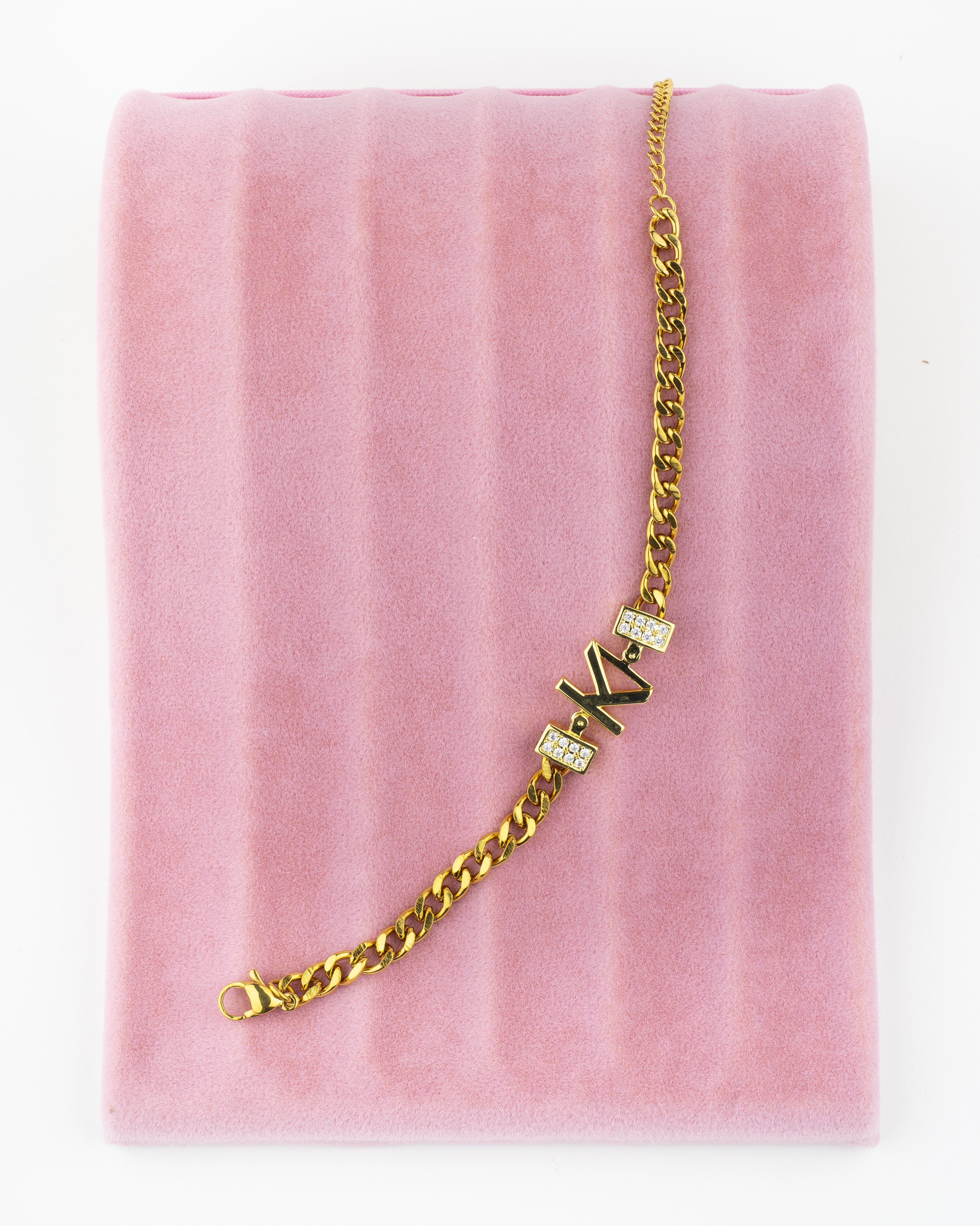 Gold K Harfli Bileklik