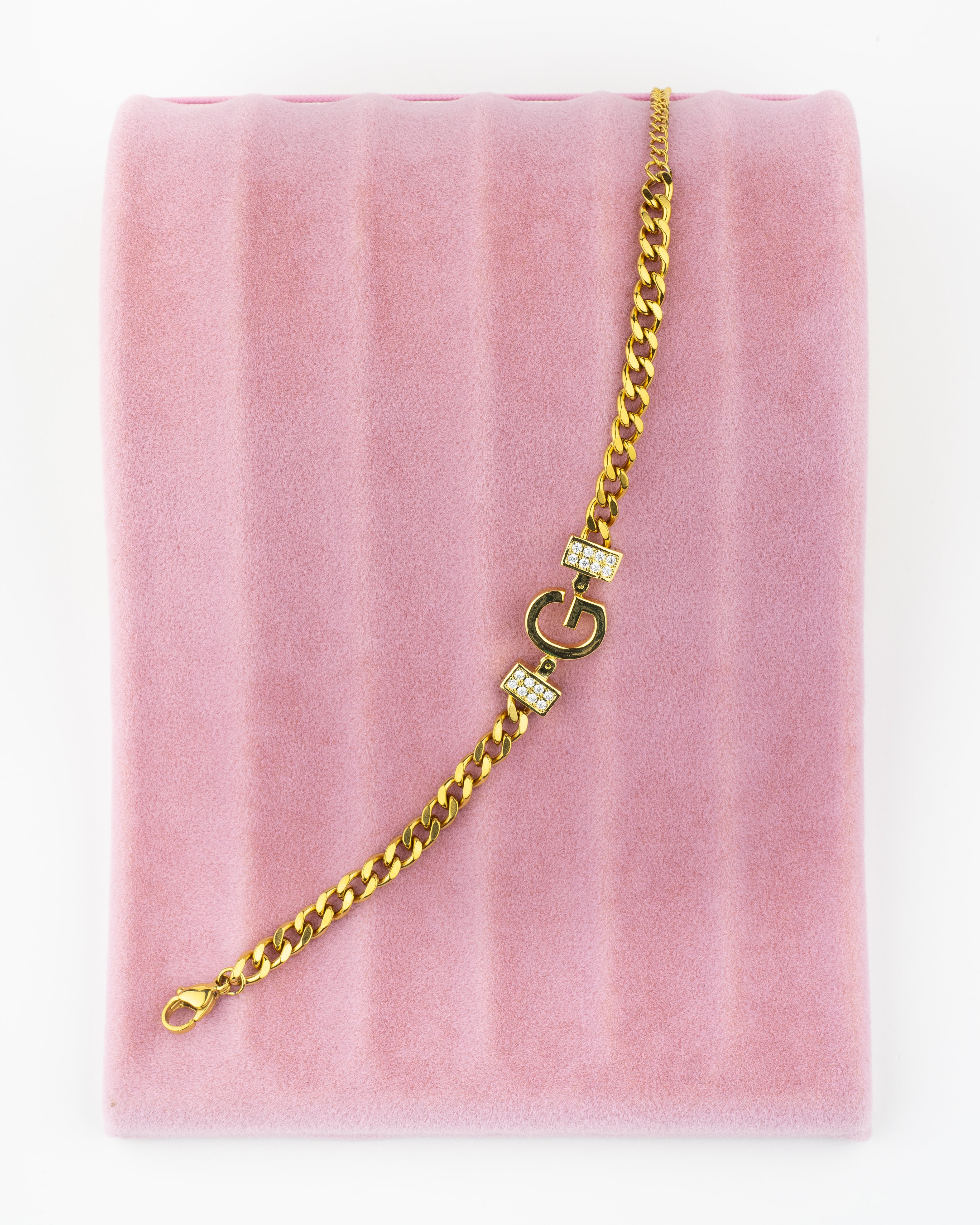 Gold G Harfli Bileklik