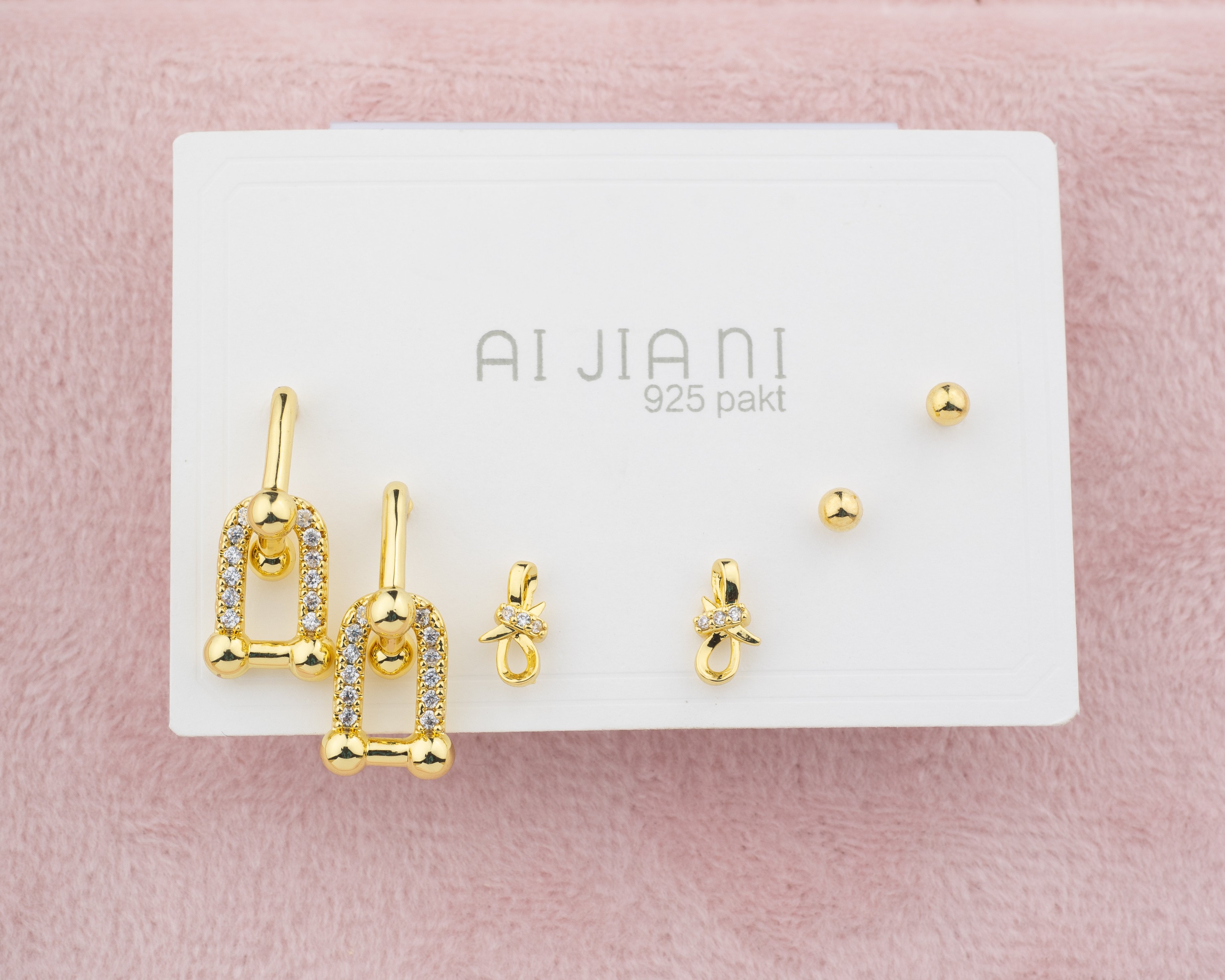 925 Tifan Küpe Seti