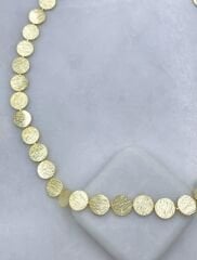 Dokulu Yuvarlak Plakalı Choker Kolye