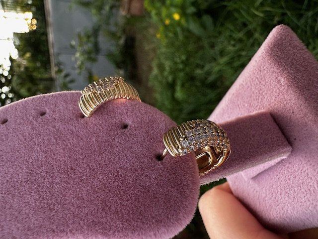 VİP TAŞLI HALKA KÜPE